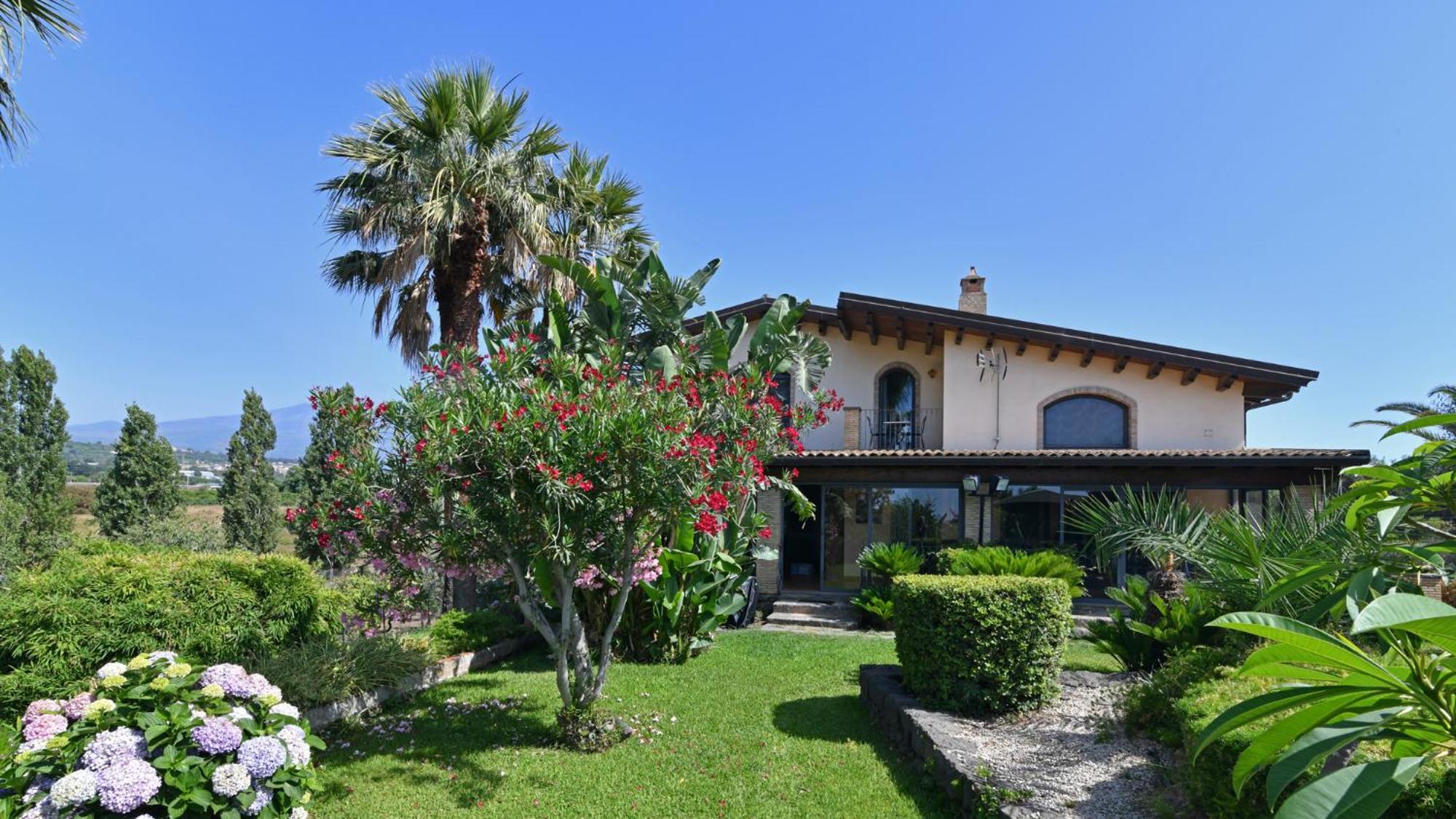 Villa Biddizza Ачиреале Экстерьер фото