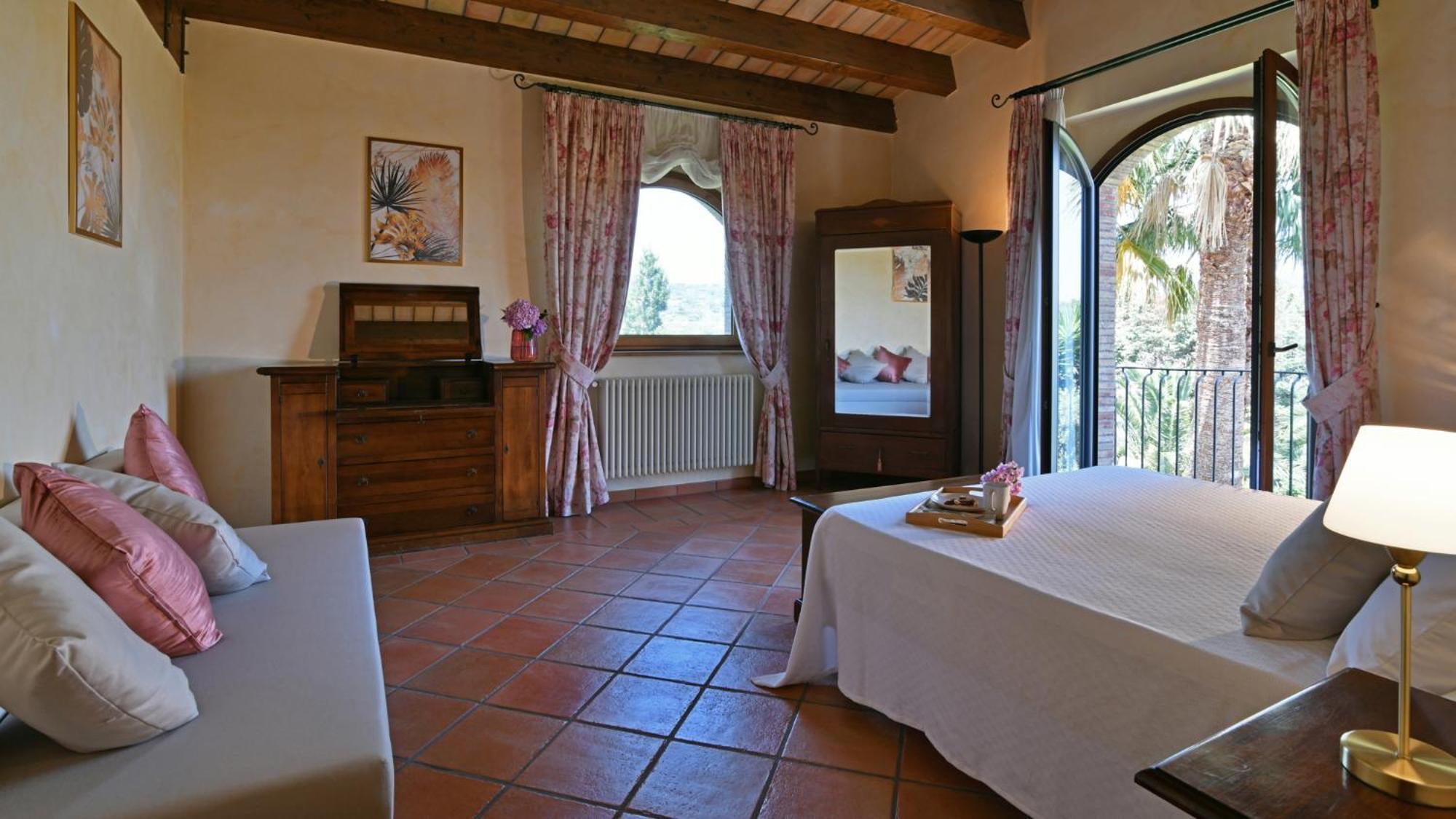 Villa Biddizza Ачиреале Экстерьер фото